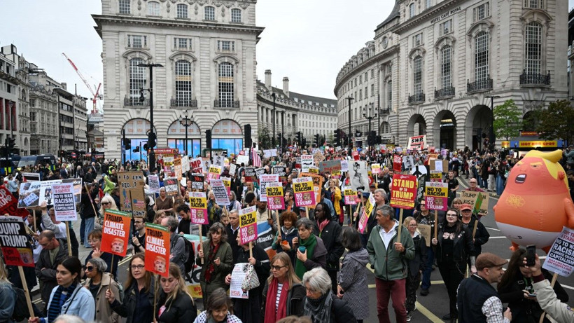 Trump’a Londra’da dev protesto - Resim: 33
