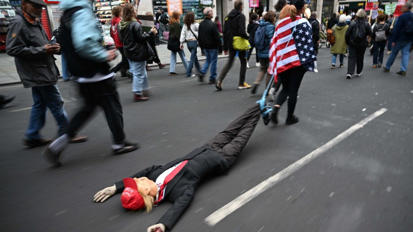 Trump’a Londra’da dev protesto - Resim: 36