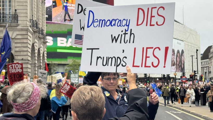 Trump’a Londra’da dev protesto - Resim: 43