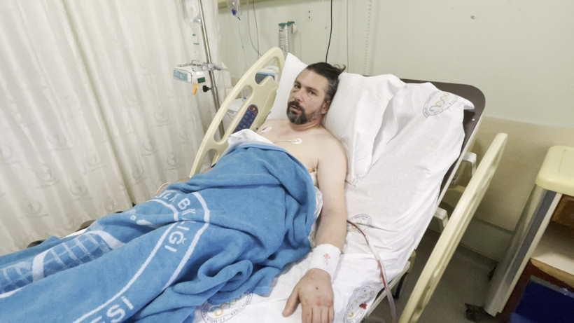 Hamile eşini döven komşusunu uyardı, ölümden döndü - Resim : 1