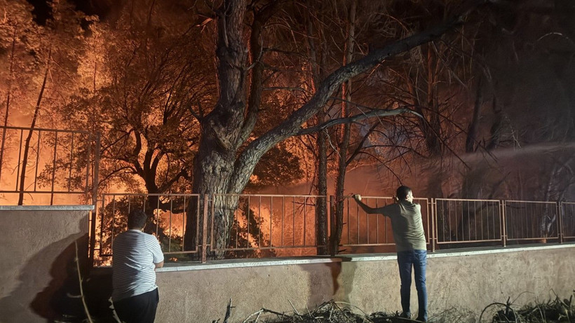 Alanya'da yangın yerleşim yerlerine ulaştı - Resim: 7