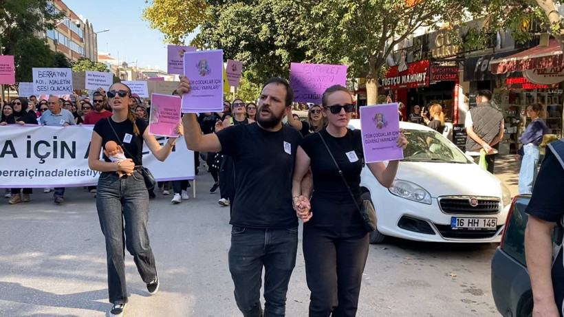 Kreşteki havuzda boğulan Berra için yürüyüş düzenlendi - Resim : 1