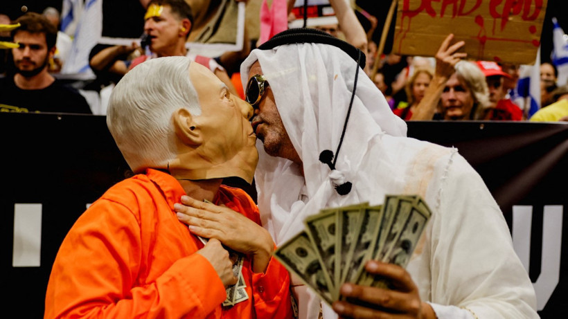 Netanyahu’ya havalimanında protesto - Resim : 1