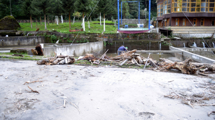 Selin vurduğu tesiste alabalıkların 'oksijen' mücadelesi - Resim : 4