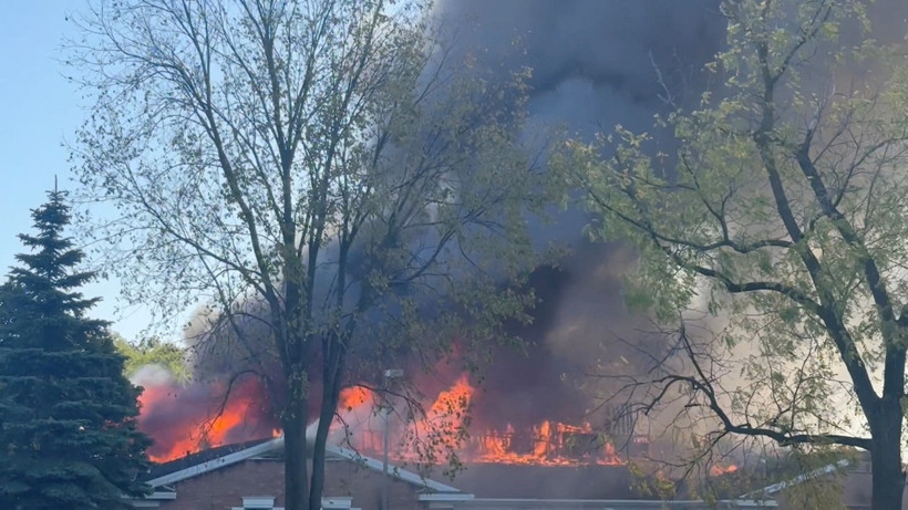 Eski asker kiliseyi ateşe verdi: Ölü ve yaralılar var - Resim : 1