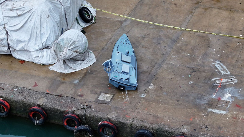 Balıkçılar buldu, içinden bomba çıktı - Resim: 9