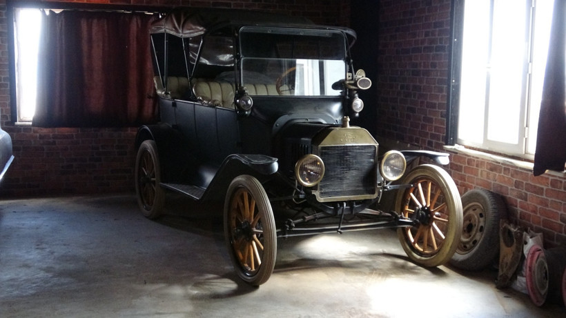 60 yıllık tutku Bursa’da hayat buldu: Her birini Amerika'dan getirdi - Resim : 2