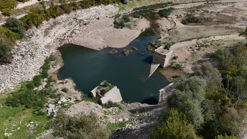 İstanbul'un hayat damarlarından biri kurudu: Altı ayda buharlaştı - Resim: 6