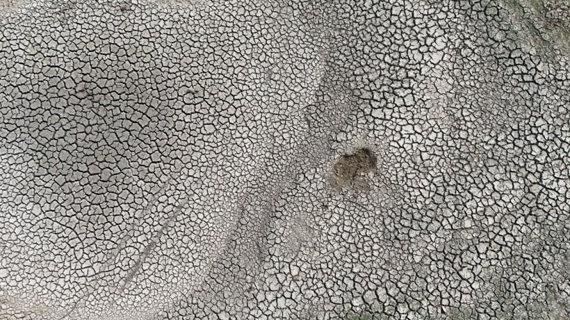 İstanbul'un hayat damarlarından biri kurudu: Altı ayda buharlaştı - Resim: 11