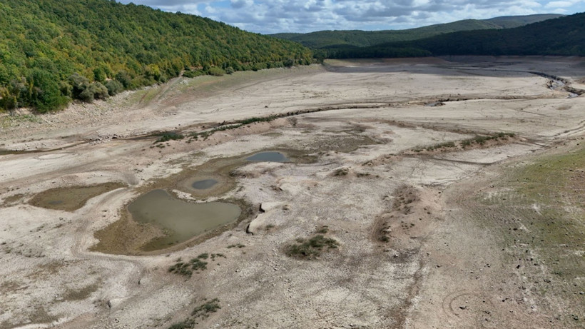 İstanbul'un hayat damarlarından biri kurudu: Altı ayda buharlaştı - Resim: 12