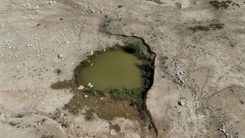 İstanbul'un hayat damarlarından biri kurudu: Altı ayda buharlaştı - Resim: 13