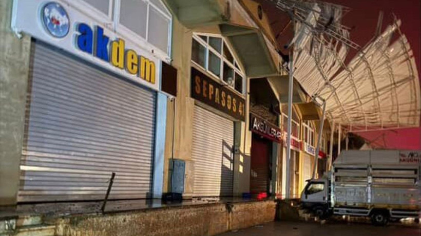 Sağanak ve hortum ilçeyi yerle bir etti - Resim: 2