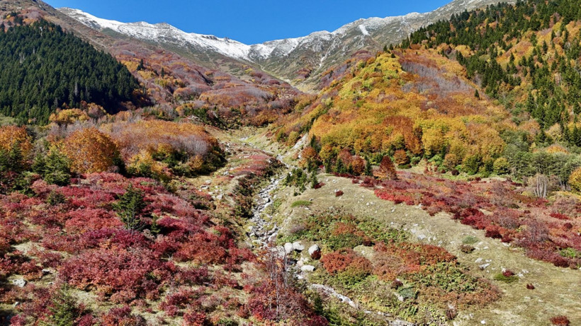 Burası Karadeniz’in İsviçre'si: Sonbaharda görsel şölen sunuyor - Resim: 17