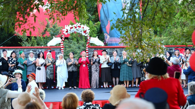 Cumhuriyet zarafeti… 70’inden sonra podyuma çıktılar - Resim: 4