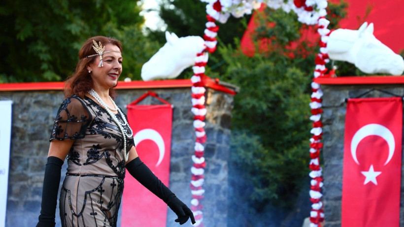 Cumhuriyet zarafeti… 70’inden sonra podyuma çıktılar - Resim: 12