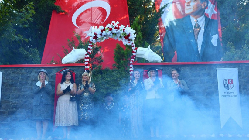 Cumhuriyet zarafeti… 70’inden sonra podyuma çıktılar - Resim: 13