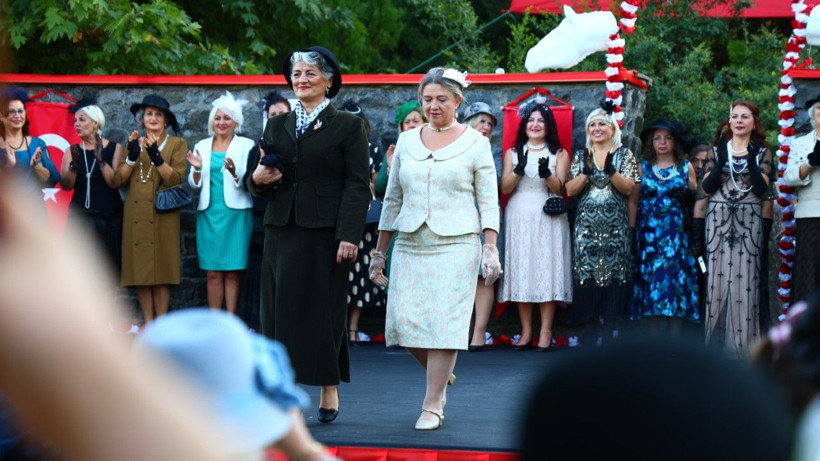 Cumhuriyet zarafeti… 70’inden sonra podyuma çıktılar - Resim: 18