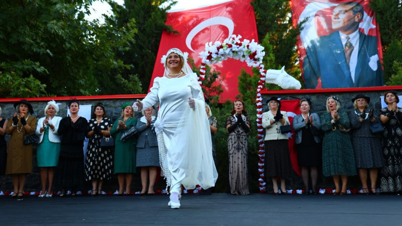 Cumhuriyet zarafeti… 70’inden sonra podyuma çıktılar - Resim: 19