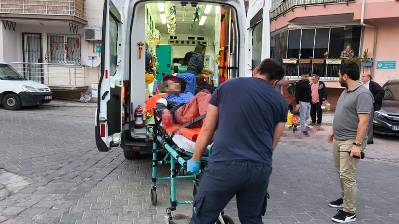 Ağabeyini sokak ortasında bıçaklayıp evine döndü - Resim : 1