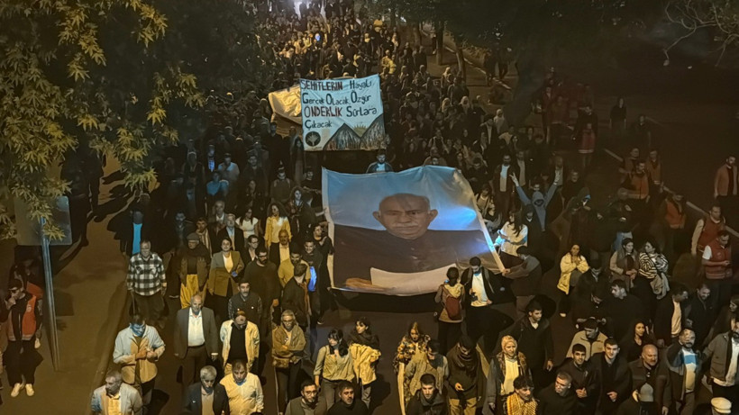 Öcalan yürüyüşüne polis müdahalesi - Resim : 4