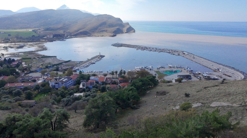 Gökçeada'da denizin rengi değişti - Resim: 11