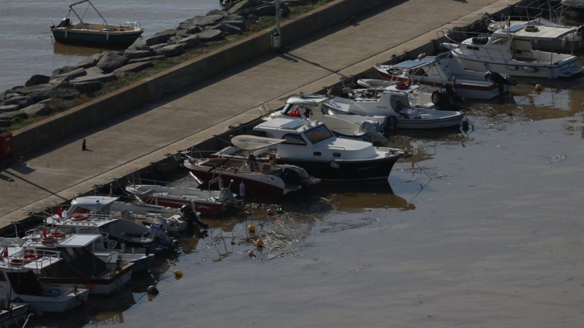 Gökçeada'da denizin rengi değişti - Resim: 13