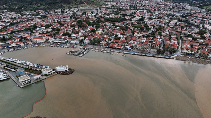 Foça’da sel felaketi: 1 kişi kayıp - Resim: 7