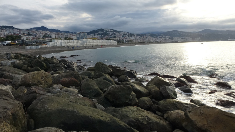 Her biri 21 ton: Deniz kıyısına beş bin adet konuluyor - Resim : 1