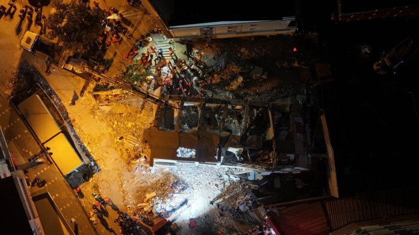 Tam 19 saat sürdü, bir tek Dilara sağ çıktı - Resim: 19