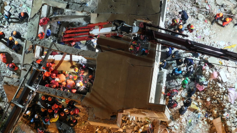 Tam 19 saat sürdü, bir tek Dilara sağ çıktı - Resim: 24