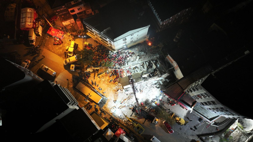 Tam 19 saat sürdü, bir tek Dilara sağ çıktı - Resim: 27