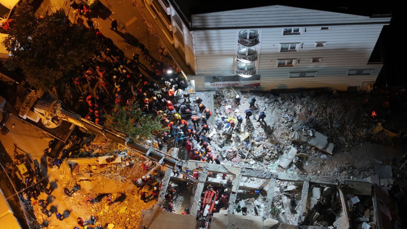 Tam 19 saat sürdü, bir tek Dilara sağ çıktı - Resim: 33