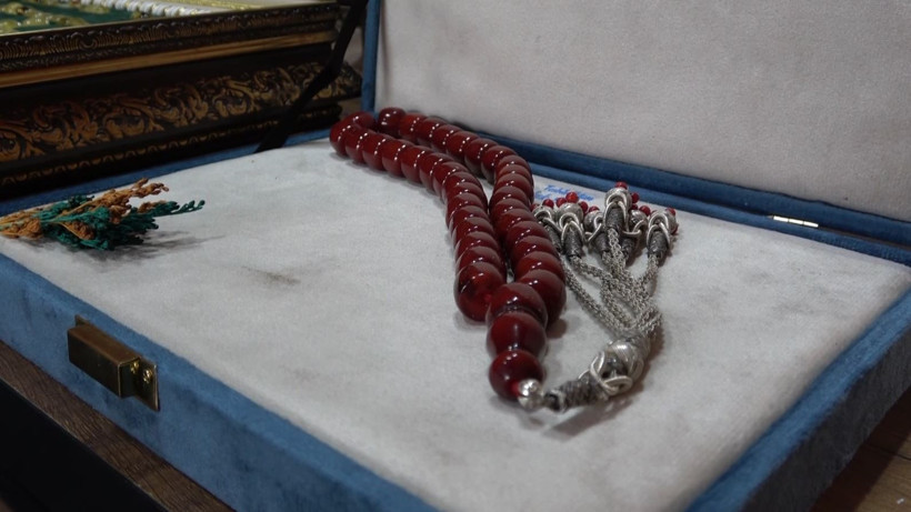 Bu tespihler arabayla takas ediliyor - Resim : 2