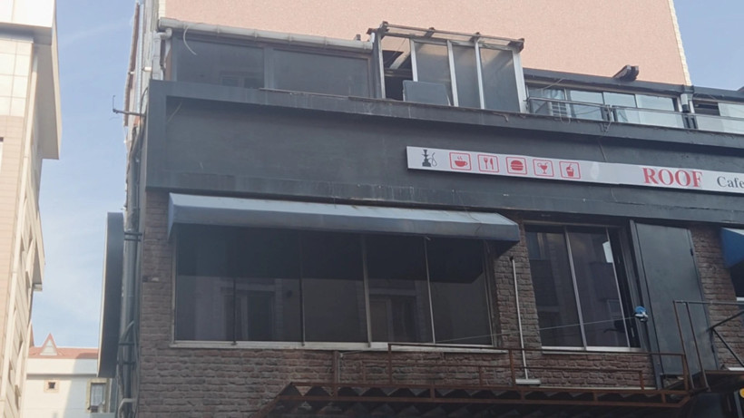 Kafede cinayet: Genç kız, garson arkadaşını katletti - Resim : 1