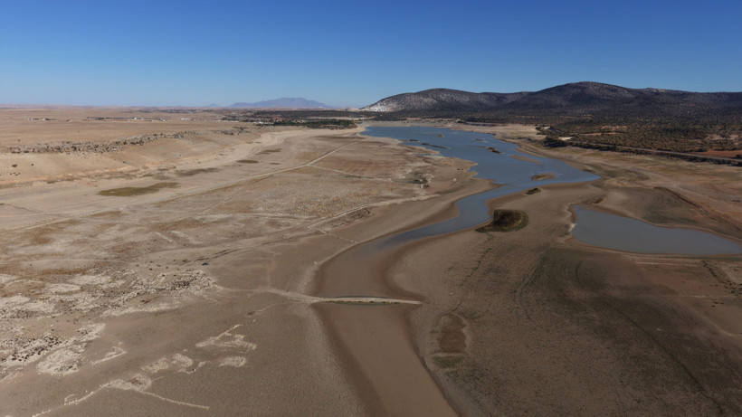 Sular altında kalmıştı… Kuraklık tarihi köprüyü ortaya çıkardı - Resim : 2