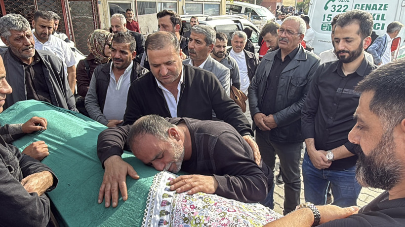 Yanarak can veren kadınlara acı veda - Resim : 3