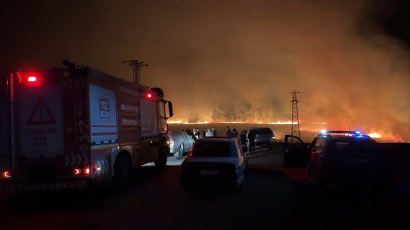Kuş cenneti yanıyor: Yerleşim yerleri tehdit altında - Resim: 5