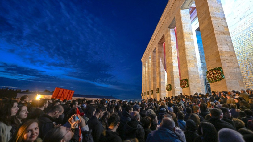 Anıtkabir'de ziyaretçi akını - Resim: 9