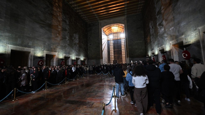 Anıtkabir'de ziyaretçi akını - Resim: 10