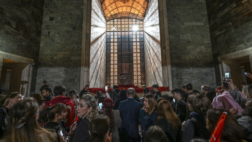 Anıtkabir'de ziyaretçi akını - Resim: 11