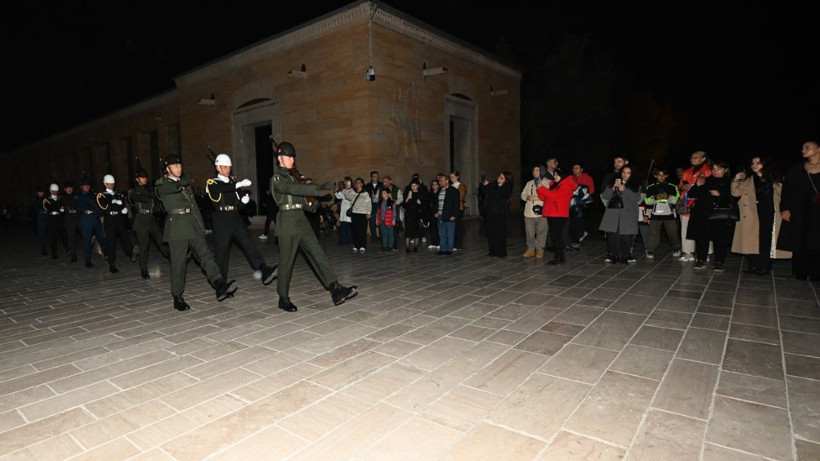 Anıtkabir'de ziyaretçi akını - Resim: 20