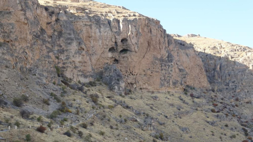Tarihi mağara, korku mağarasına dönüştü: “Gitmeye çekiniyoruz” - Resim : 1