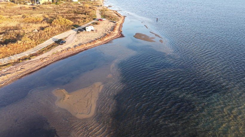 Deniz 30 metre çekildi: Binlerce yıllık antik liman gün yüzüne çıktı - Resim : 2