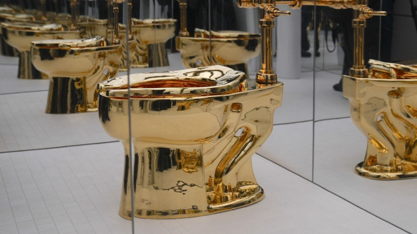 Altın klozet 'America' satışa çıkarılıyor - Resim: 2