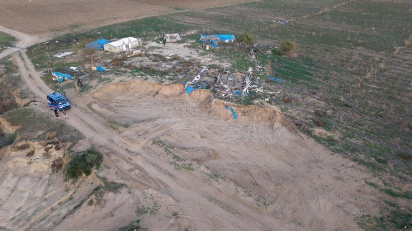 Çalınan kumlar plaja iade edildi - Resim: 6