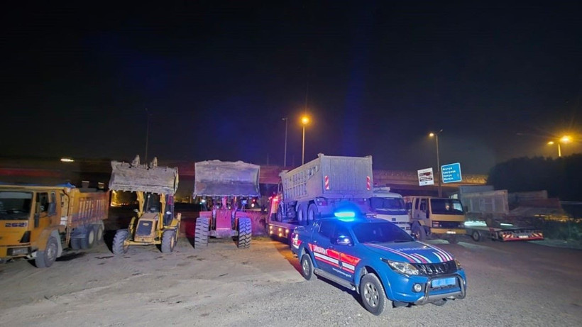 Çalınan kumlar plaja iade edildi - Resim: 7