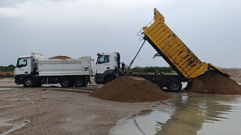 Çalınan kumlar plaja iade edildi - Resim: 10