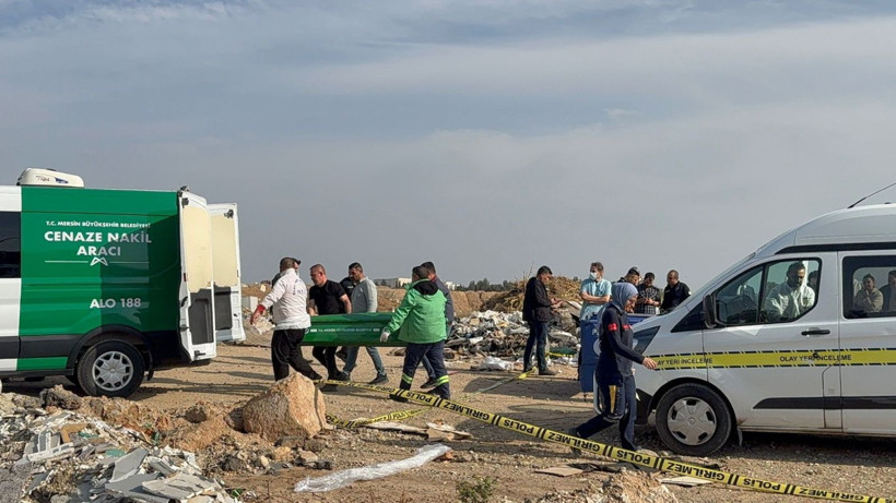 Çekyatın içinden ceset çıktı: Tuzlayıp halıya sarmışlar - Resim: 4