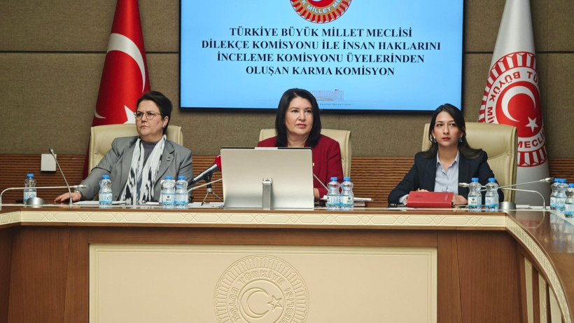 TBMM'de komisyonda İmralı ziyareti tartışması: CHP salonu terk etti - Resim : 1