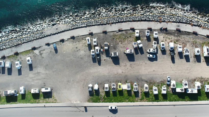 Sahile set çektiler, mahalleli öfkeli - Resim : 1